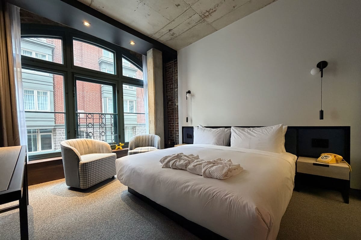 Loft, Marina View | In-room safe, desk, free WiFi