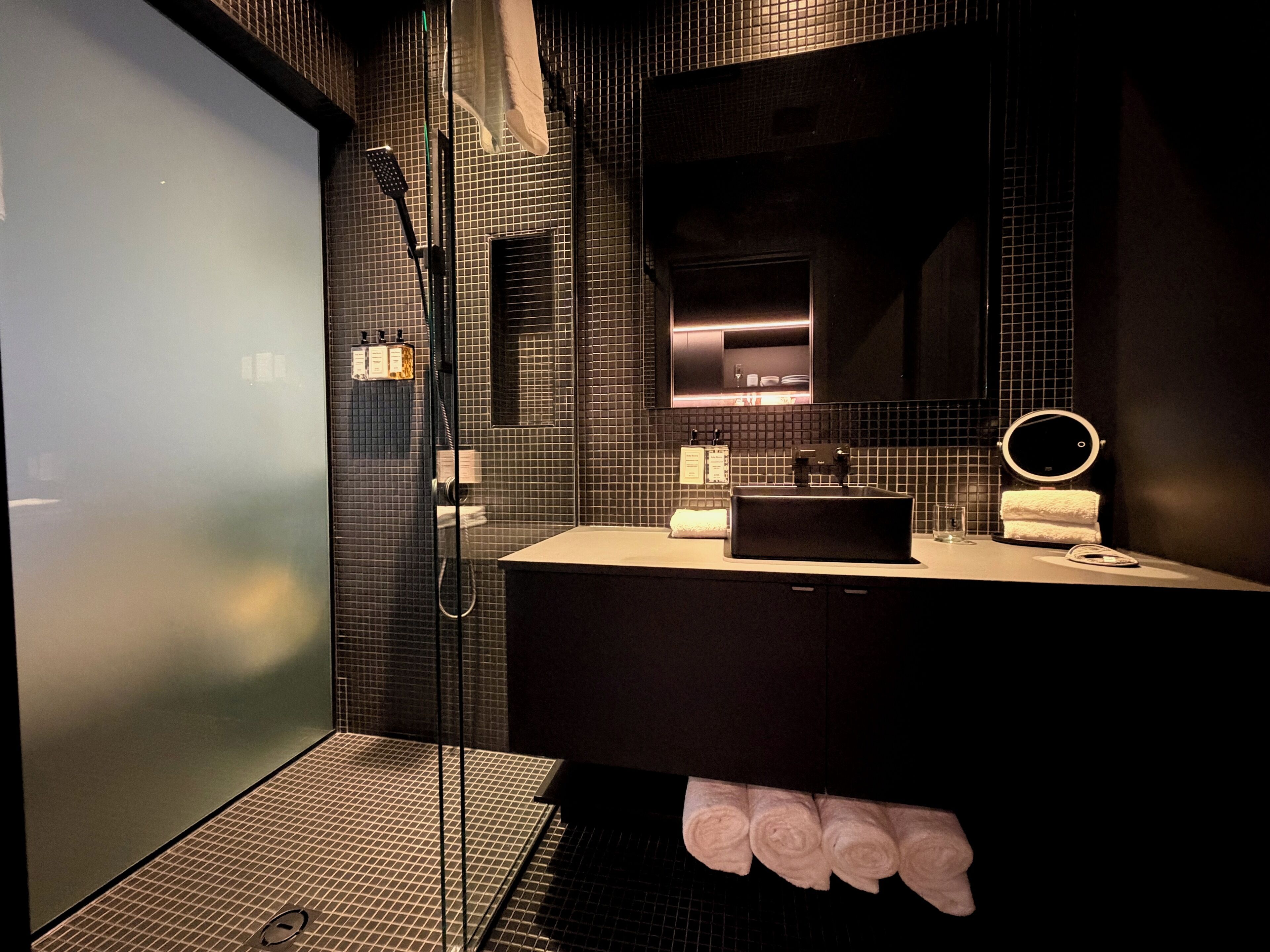 Loft, Marina View | Bathroom | Shower, hair dryer, towels, soap