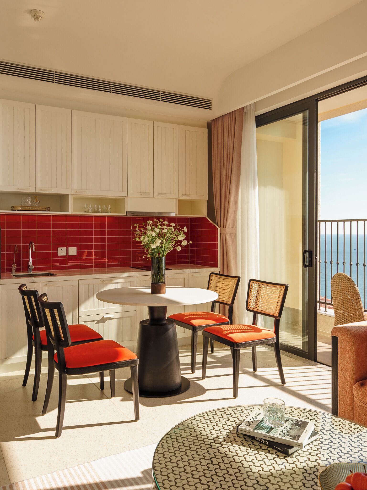 Luksus-lejlighed - balkon - strandudsigt | Spiseområde
