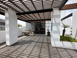 Outdoor dining - Amazing 3-bedroom apartment in San Miguel perfect for your getaway (San Miguel)