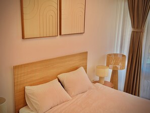 Room - Salt Cabins 2 (VL)