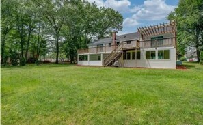 Exterior - A Home Away From Home In East Hartford! (East Hartford)