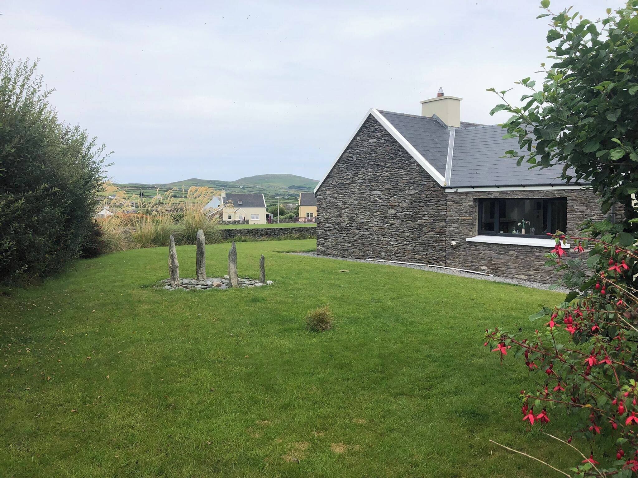 Bungalow, 4 Bedrooms, Fireplace | Property grounds