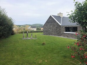 Bungalow, 4 Bedrooms, Fireplace | Property grounds - House on Skellig Ring (Portmagee)