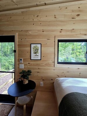 Unclassified image, 4 of 14, button - Hickory: Minimalist Escape for 2 in a Cozy Cabin with Serene Vibes in Pennsylvania (Quakertown)
