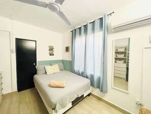 Bügeleisen/Bügelbrett, WLAN, Bettwäsche
