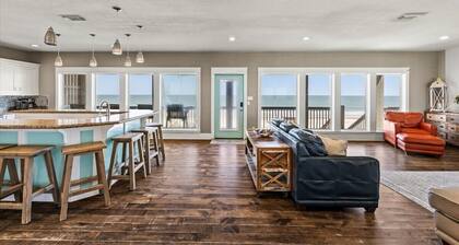 Beachfront 6BR | Sleeps 28 | Spacious Deck + BBQ