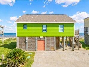 Unclassified image, 4 of 37, button - Beachfront 5BR | Gulf Views + Game Room with Pool Table (Port Bolivar)