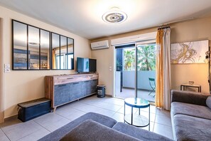 Living area - Petit coin de Paradis - À 1 km de la plage (San-Nicolao)