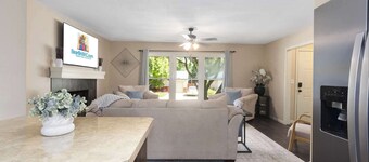 Sleeps 4_Family-Friendly, Fenced Yard, FIFA
