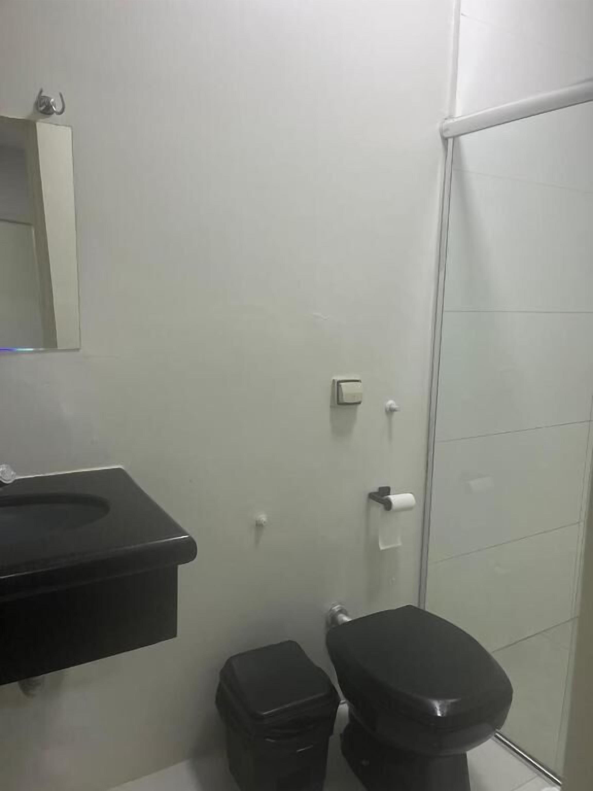 Quarto triplo standard | Banheiro