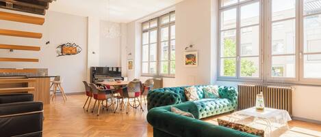 Apartment | Living area