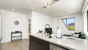 Interior - Spacious 2BR Suite w/ Fast Fiber Near Downtown PHX (Phoenix)