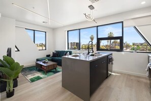 Unclassified image, 3 of 60, button - Spacious 2BR Suite w/ Fast Fiber Near Downtown PHX (Phoenix)