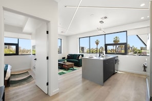 Interior - Spacious 2BR Suite w/ Fast Fiber Near Downtown PHX (Phoenix)