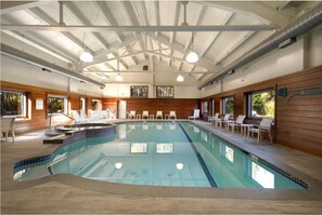 Pool - Dover VT, Mount Snow 3-bedroom condo. Renovated, access to trails, club house. (Dover)