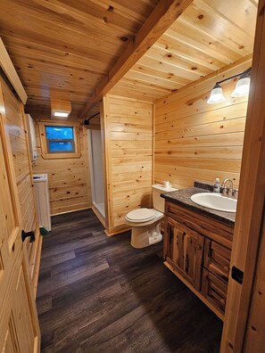 Bathroom - Sweet and Simple Montana Retreat: Tucked Away (Rollins)