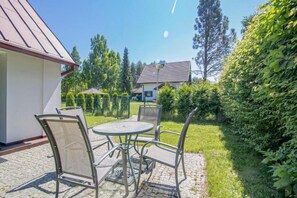 House | Balcony - Single-story Holiday Home With a Private Garden (Choczewo)