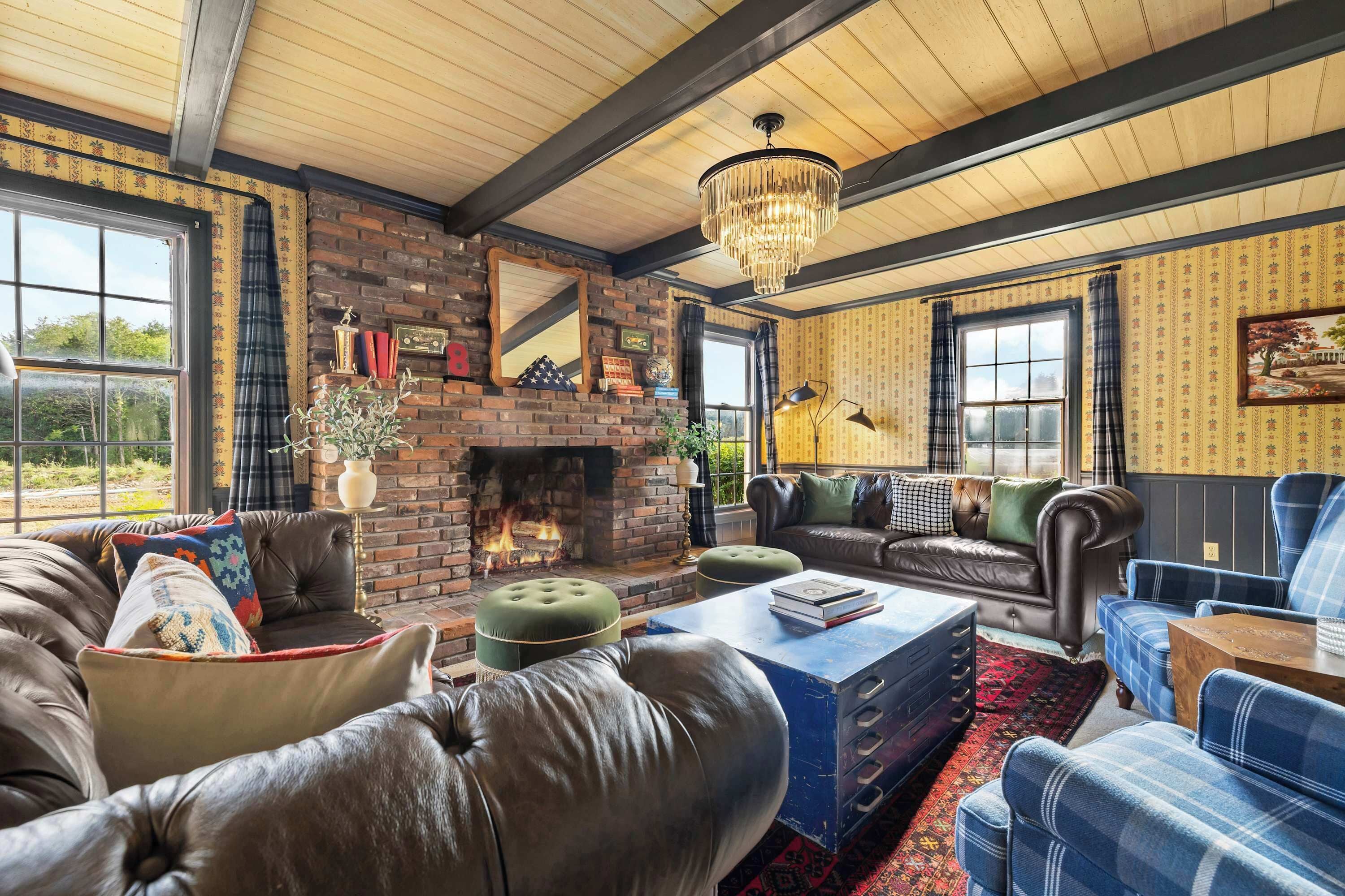 Cedar Hall - A Charming Vintage Estate - Lebanon, TN
