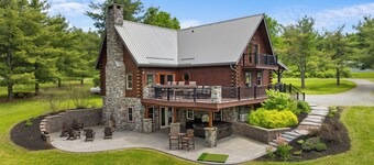 Cedar & Stone: Keuka Lake Retreat w/ Hot Tub & Golf