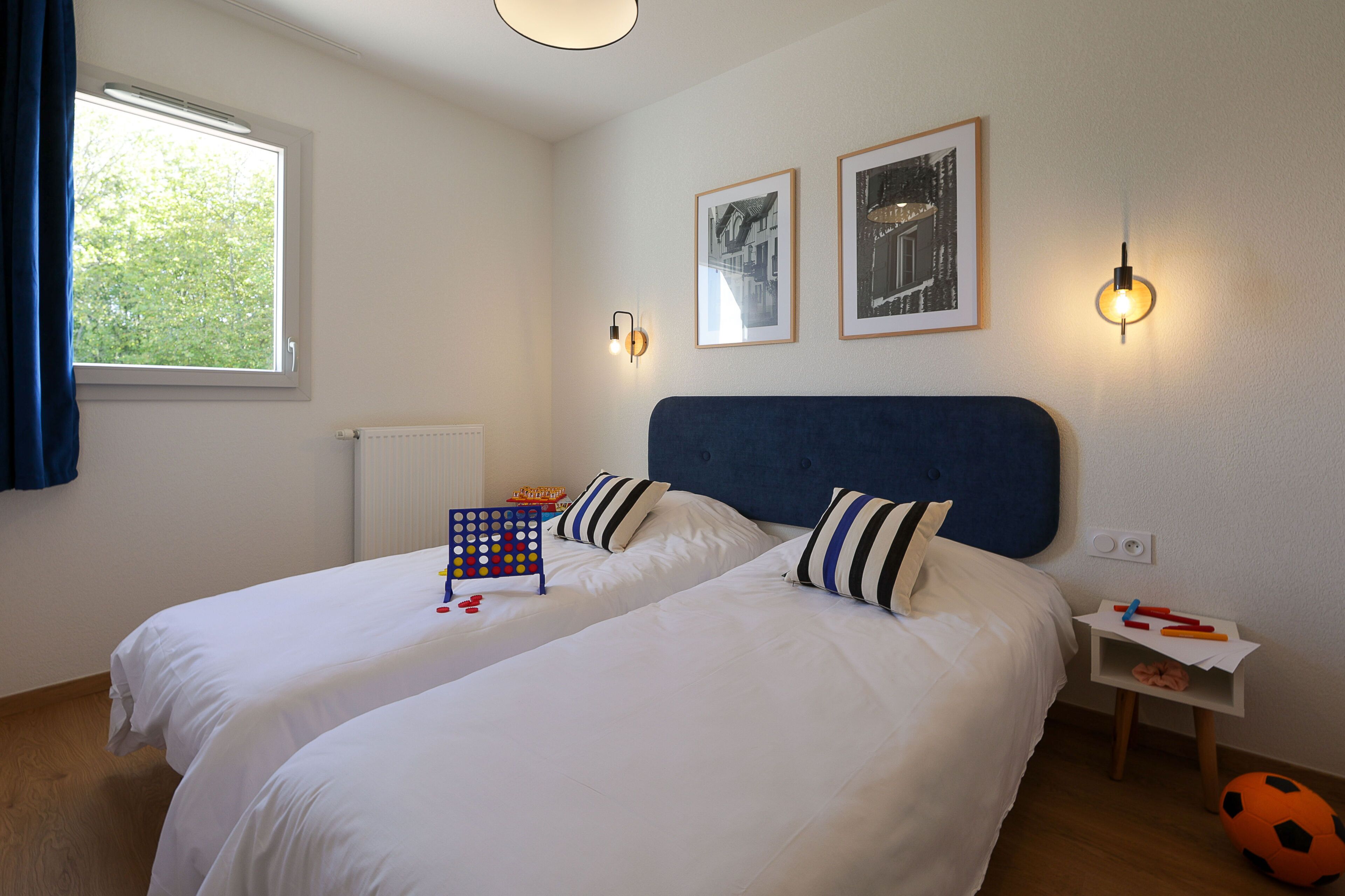 2 bedrooms, WiFi, bed sheets