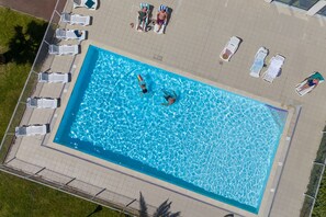 Pool - T2 familial à quelques pas de la plage | Piscine (Saint-Malo)