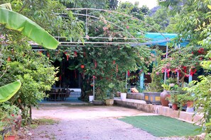 Terrace/patio - Hideaway Village Homestay (Hoa Lư)
