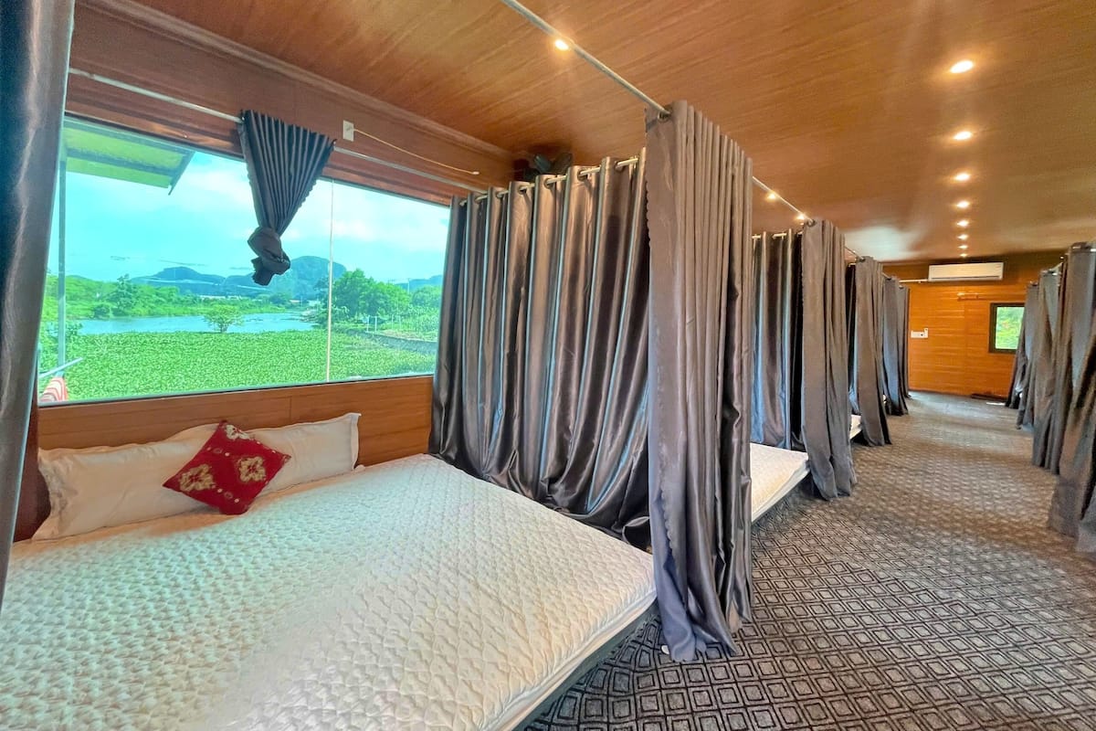Comfort Shared Dormitory, Patio, River View | Soundproofing, free WiFi