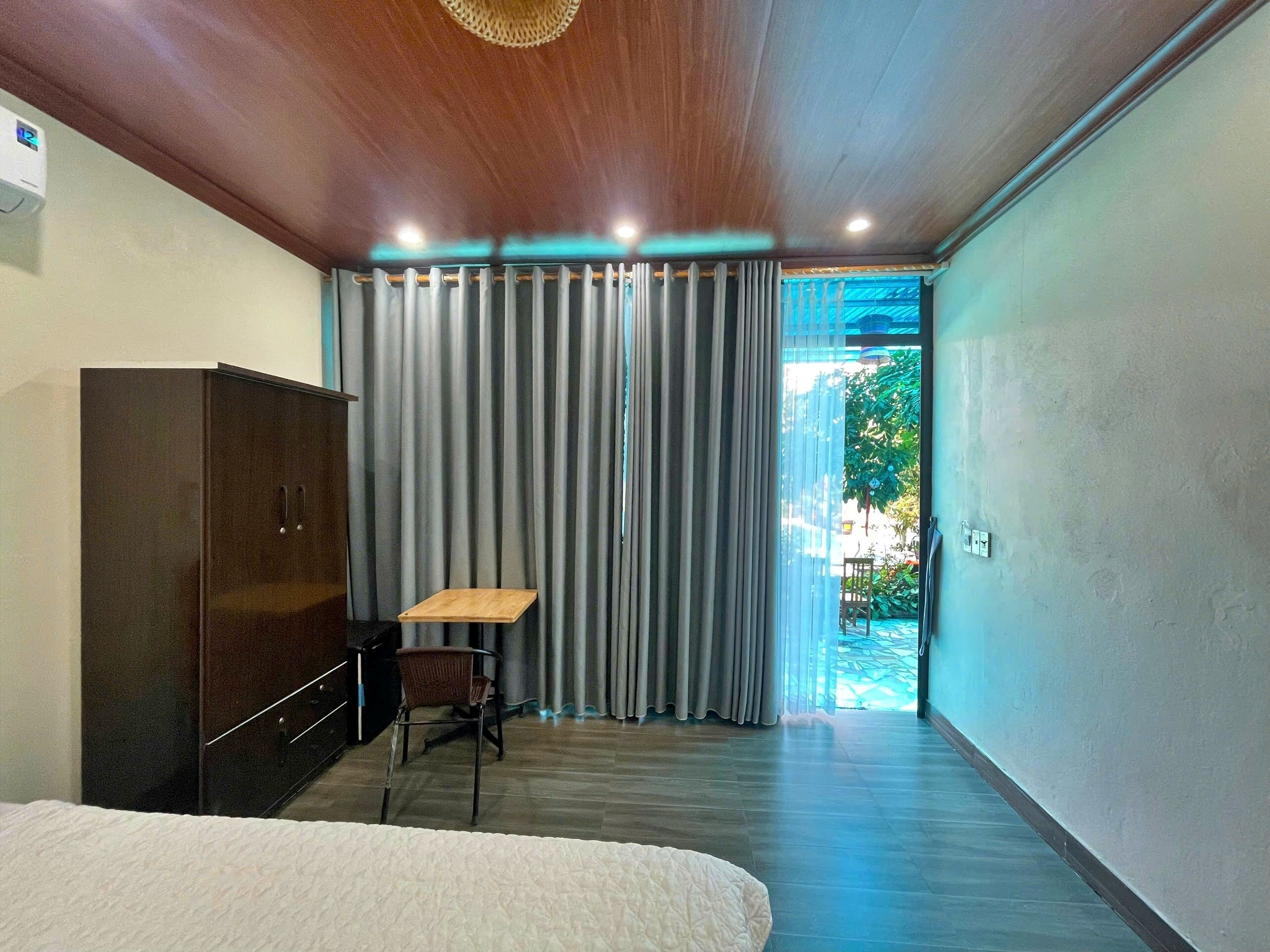 Habitación Confort doble, vistas al jardín | Sistema de insonorización y wifi gratis