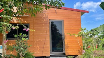 Comfort Shared Dormitory, Patio, River View | Soundproofing, free WiFi
