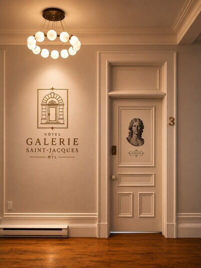 Historic 5BR Heritage Stay ❤️ of Montréal
1-15ppl of Montreal 2·4·6·8 - 15 ppl