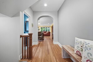 Studio (5 Bedrooms) | Property amenity - Casa Roja (Minneapolis)