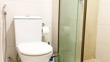 Classic Apartment | Bathroom