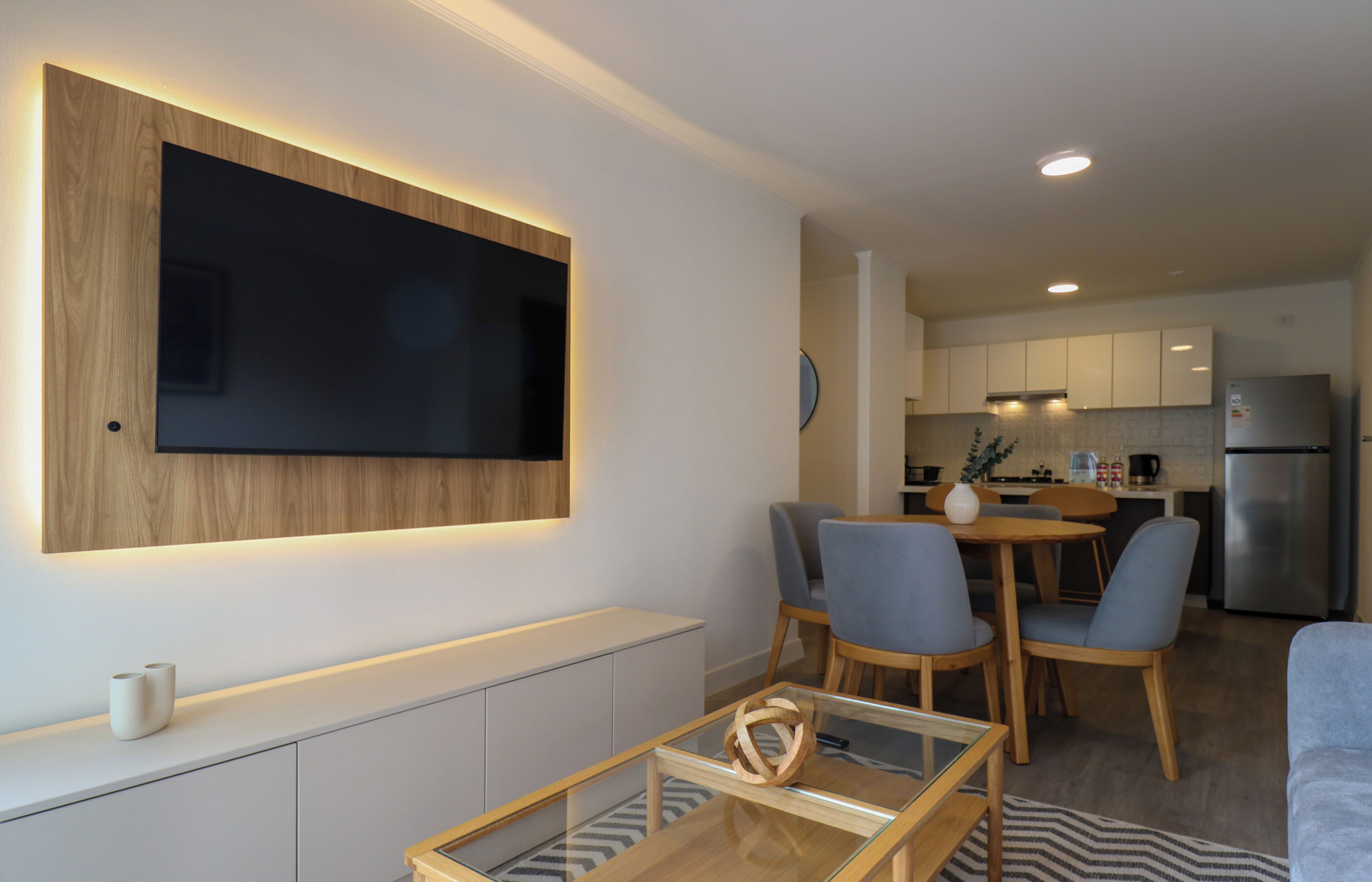Smart TV 43 pulgadas con canales de televisión digitales