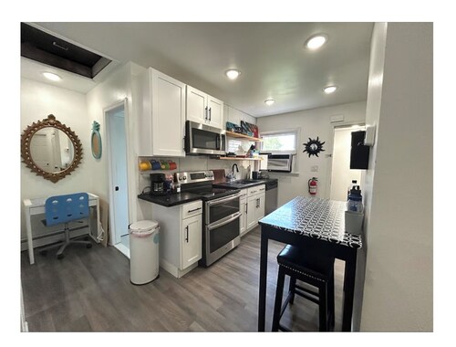 Casa de Summer at Belmar Beach, NJ! Walk to beach, bars, restaurants & marina