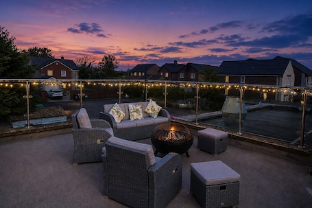 Terrace/patio. Wheatsheaf Apartment, Abbeytown - close to historic sites and Solway Coast