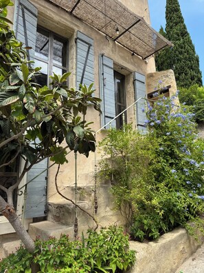 Dettaglio esterni