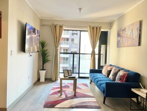 Living area - Delightful 2-bedroom apartment in Jesús María for your stay (Jesús María)