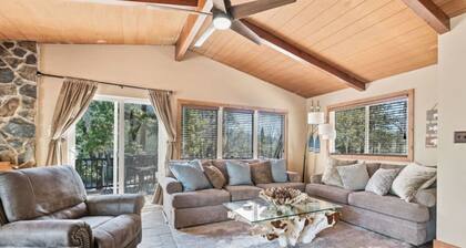 Beaver Cabin - Hot Tub - Pet Friendly - The Pines