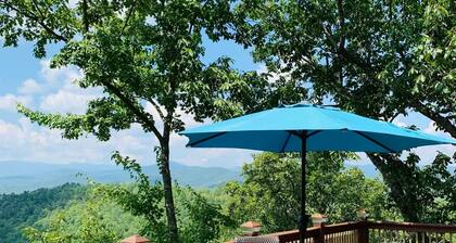 3-Bedroom Cabin In The Clouds Sleeps 8