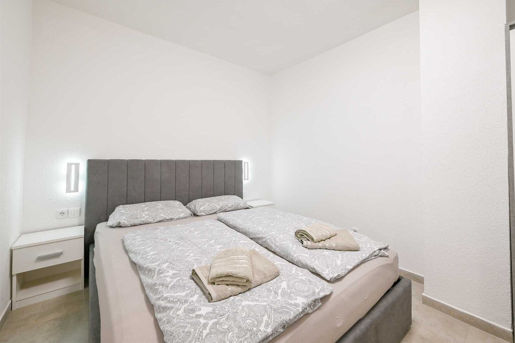 Wifi gratis y ropa de cama 