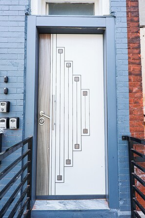 Exterior detail - Welcoming and Modern 3-bedroom apartment near Temple in vibrant Philadelphia (Philadelphia)