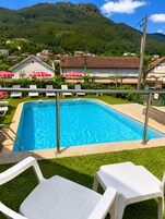 Seasonal outdoor pool