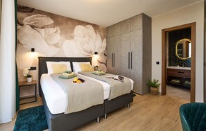 6 bedrooms, in-room safe, travel cot, free WiFi - Beautiful home in Zdrelac with sauna (Zdrelac)