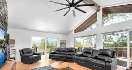 Marina View Cabin - Boat Slip - Sleeps 11 - Pets OK