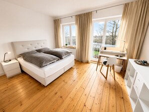 Room - Vrbo Property (Schnakenbek)