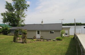 Esterni
