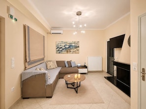 House | 2 bedrooms, Internet - Alio Seaside Maisonette Steps From Diakopto Beach (Aigialeia)