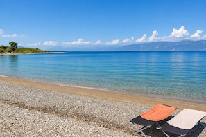 House | 2 bedrooms, Internet - Alio Seaside Maisonette Steps From Diakopto Beach (Aigialeia)