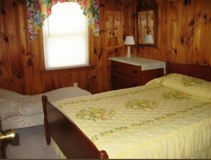 Room - SHORE & COUNTRY Exclusive Listing Spring Summer Fall Winter Summer Season Rental (Old Lyme)